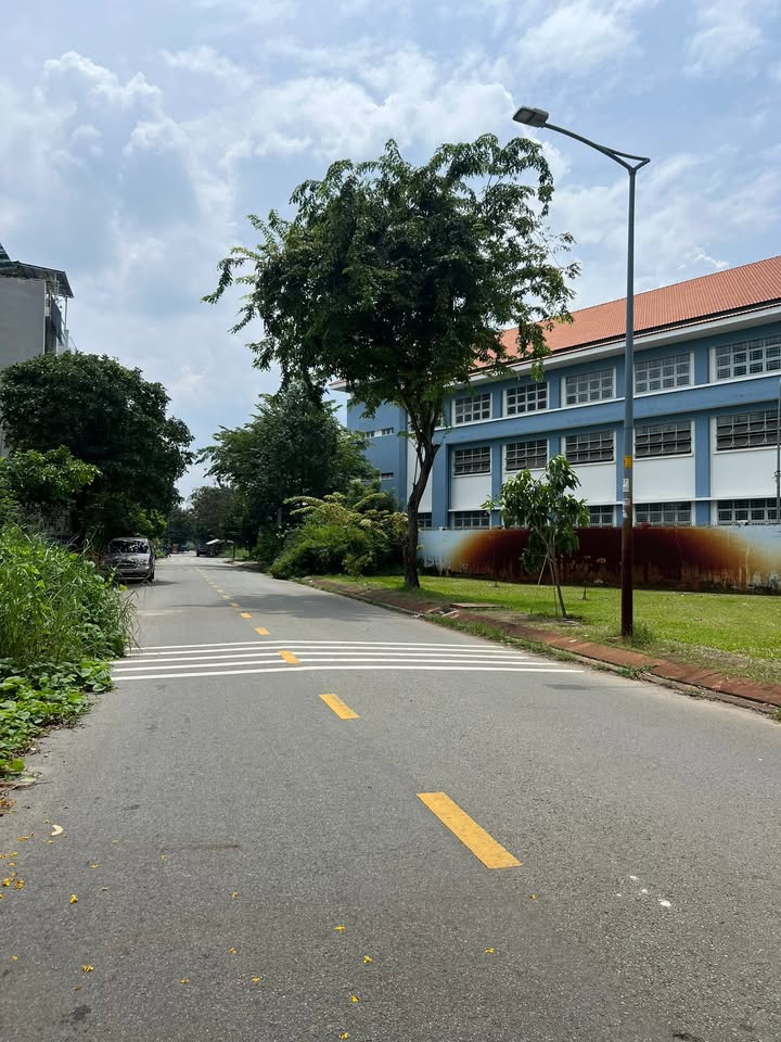 Đất nền góc KDC Khang Điền Phong Phú 4, Bình Chánh - Diện tích 144m², giá thỏa thuận - Vị trí đắc địa bên công viên!