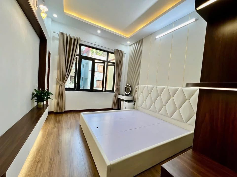 Nhà riêng Ba Đình 80m² giá 21 triệu - Thiết kế hiện đại, bàn giao ngay!