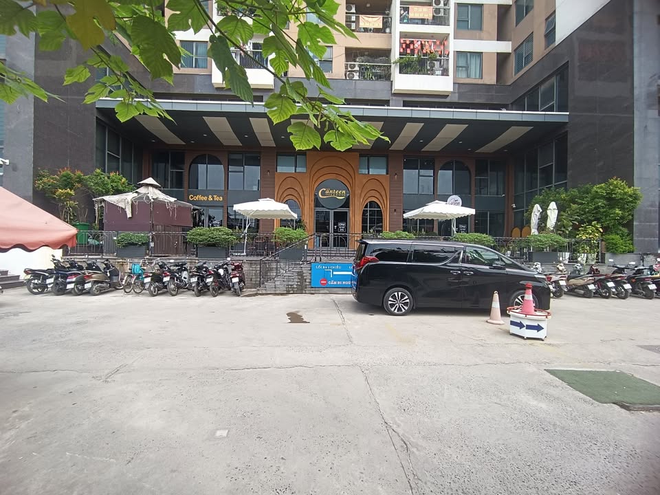 Mặt bằng kinh doanh cho thuê mặt phố Định Công, Hoàng Mai 250m² - Vị trí đắc địa, sẵn sàng hoạt động!