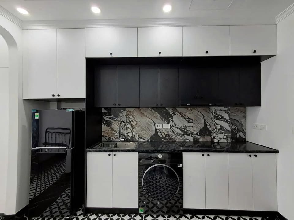 Cho thuê CHDV mới cực đẹp tại Đội Cấn, Ba Đình - Nội thất full, thang máy hiện đại!