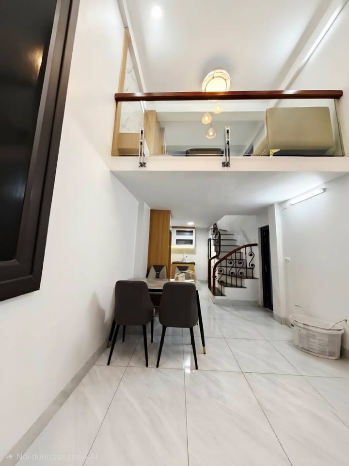 Nhà 4 tầng đường Nguyễn Lân, 25m² giá 6.45 tỷ - Sẵn sàng vào ở!