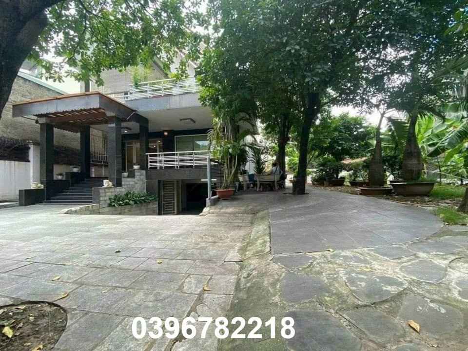 Biệt thự 1080m² tại Đường Lê Thị Riêng, Quận 12 - Sân vườn rộng, giá hạ chỉ 77.89 tỷ!