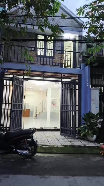 Nhà mặt tiền đường TTT16, Hóc Môn, 44m² giá 2.2 tỷ - Tiện ích đầy đủ!
