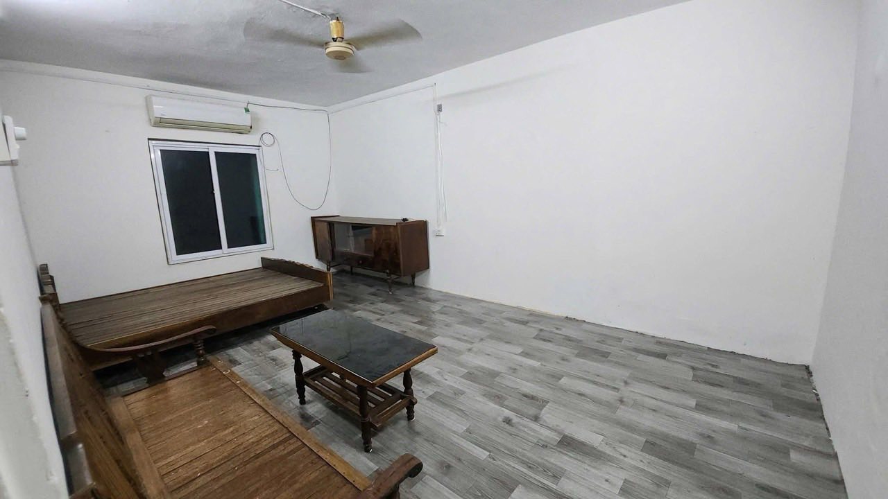 Căn hộ tập thể Nghĩa Tân, Cầu Giấy 50m² giá 5.3 triệu - Điện nước giá dân