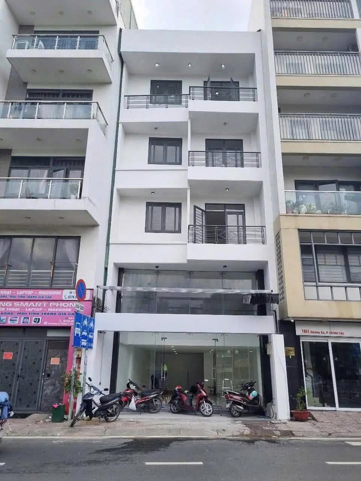 Nhà phố 1039 Hoàng Sa, Quận 3, 88m² giá 32.7 tỷ - Cơ hội đầu tư tuyệt vời!