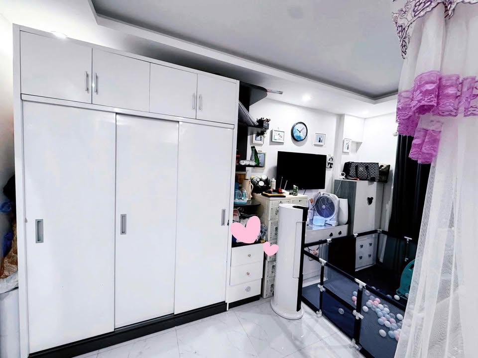 Nhà nguyên căn 4 tầng ngõ 87 Yên Xá, Hà Đông - Full nội thất, chỉ 9.5 triệu/tháng!