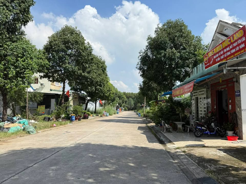 Đất nền Bàu Bàng 150m² giá 1.7 tỷ - Sổ đỏ chính chủ, vị trí thuận lợi!