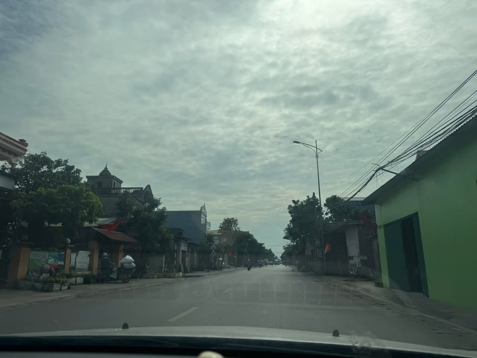 Bán đất mặt đường 389, Hiệp Sơn 203m² giá chỉ 4.06 tỷ - Lô góc thoáng mát