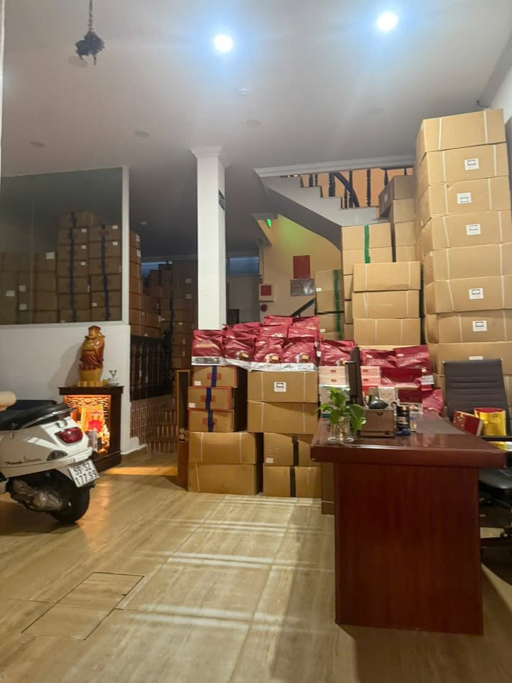 Nhà phố đẹp đường Nguyễn Giản Thanh, quận 10, 63m² giá 19 tỷ - Đầu tư sinh lời ngay!