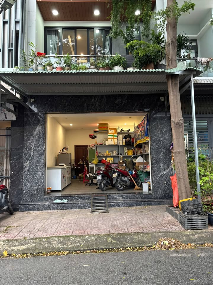 Cho thuê kiốt tầng trệt khu phố 6, Biên Hòa - Thỏa thuận giá hấp dẫn!