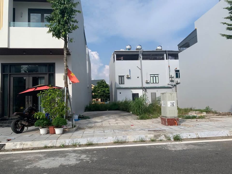 Đất nền Hải Hòa Móng Cái 90m² giá 3 tỷ - Khu dân cư ổn định, đường rộng