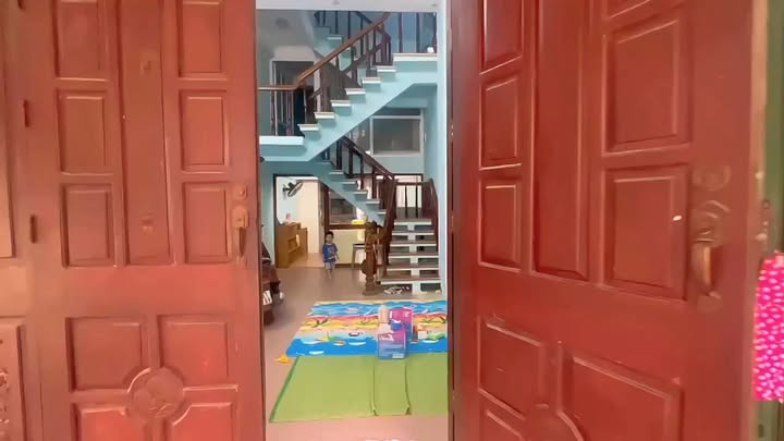 Nhà riêng 3 tầng tại Bãi Cháy, Quảng Ninh 43m² giá 4.5 tỷ - Vị trí đắc địa gần biển!