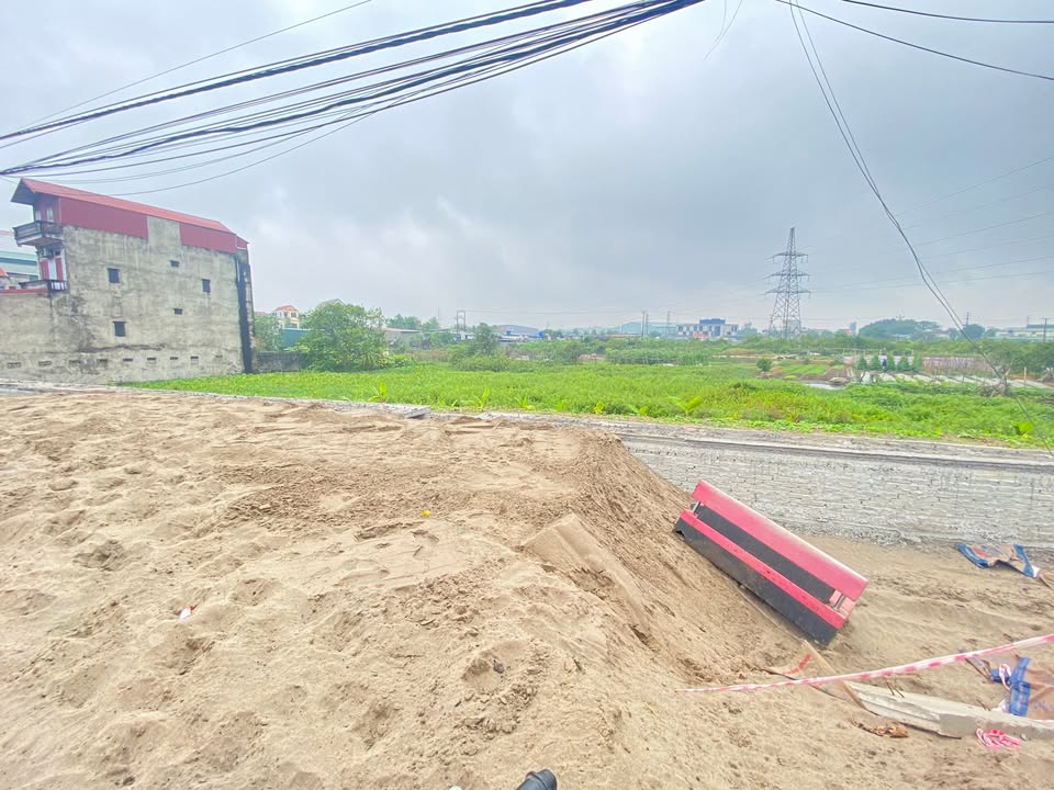 Đất mặt đường tỉnh 381 Giai Phạm 100m² - Giá thỏa thuận, sẵn sàng cho đầu tư!