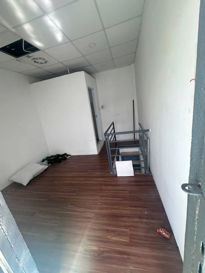 Nhà thuê Quận 7 - Hẻm 1283 Huỳnh Tấn Phát 18m² giá 4.5 triệu - Không nội thất, sẵn sàng vào ở!