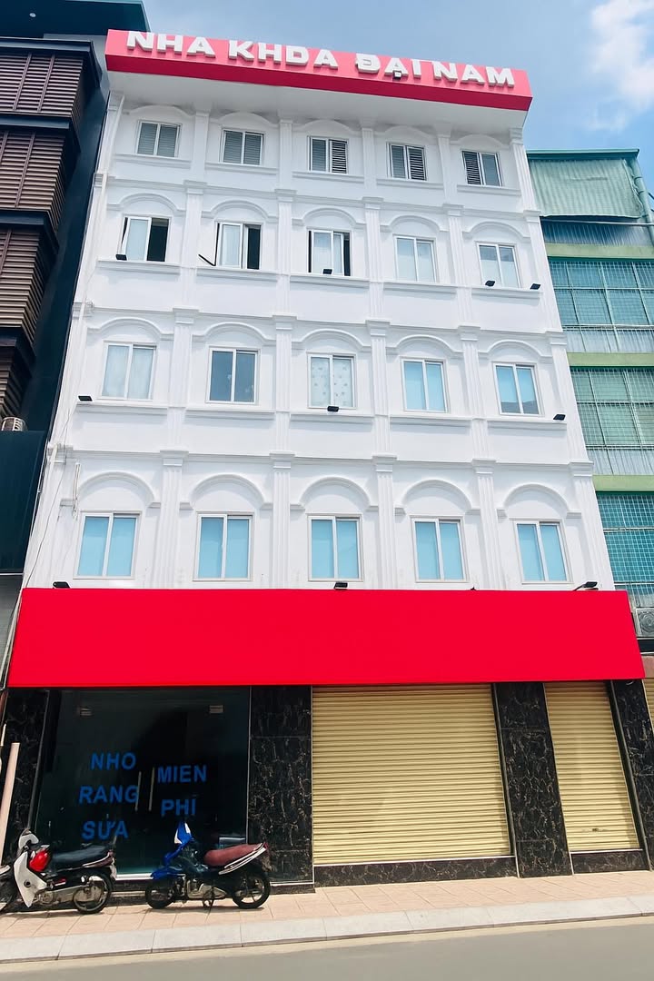 Cho thuê mặt tiền Huỳnh Văn Bánh, Quận Phú Nhuận - Diện tích rộng 12m, phù hợp với mọi mô hình kinh doanh