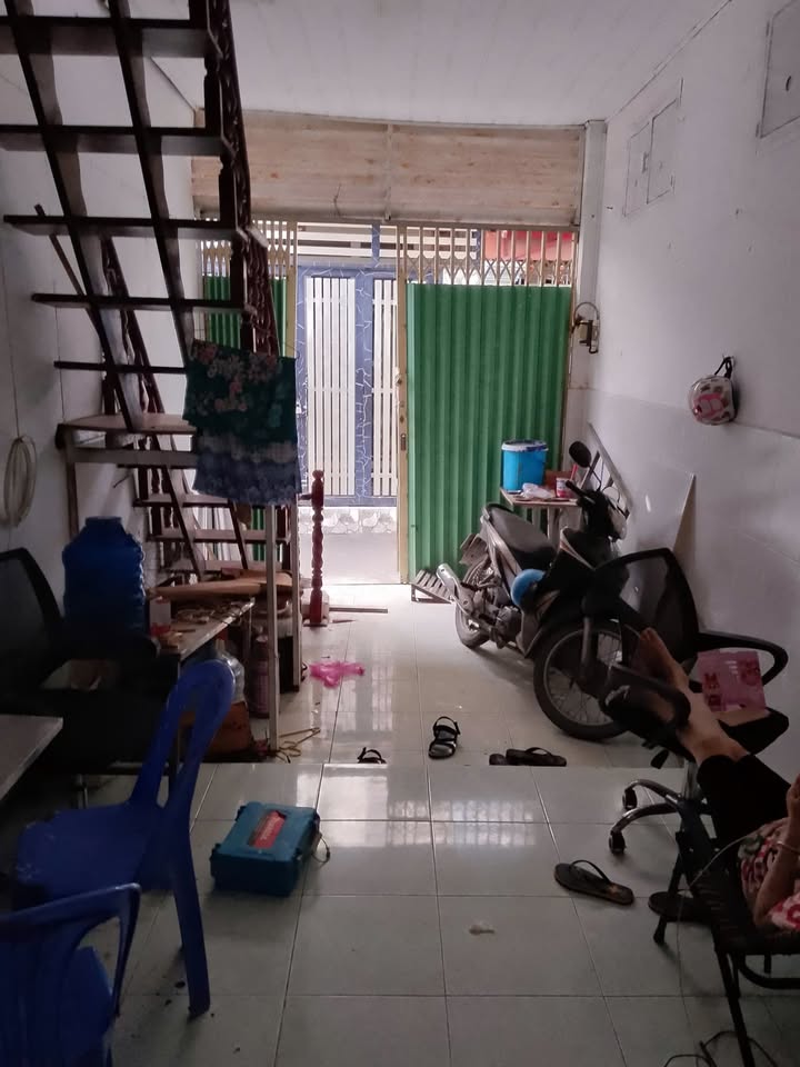 Nhà nguyên căn 1 lầu 2 phòng ngủ tại Hiệp Bình Chánh, Thủ Đức - Giá chỉ 5 triệu/tháng!