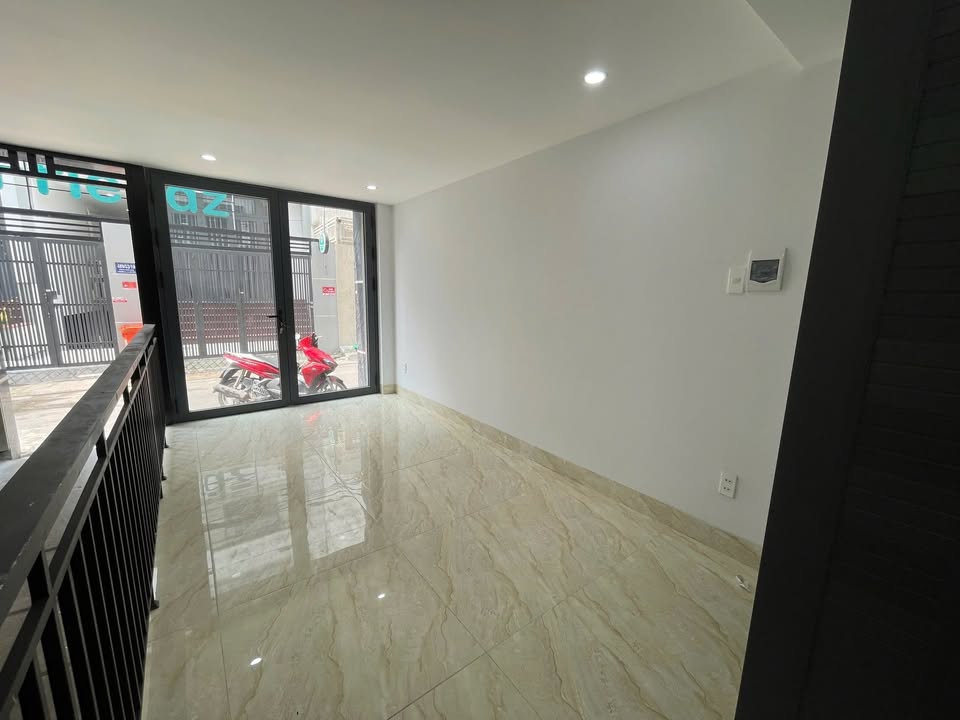 Cho thuê mặt bằng Gò Vấp 21m² giá chỉ 4.7 triệu - Kinh doanh thuận lợi!