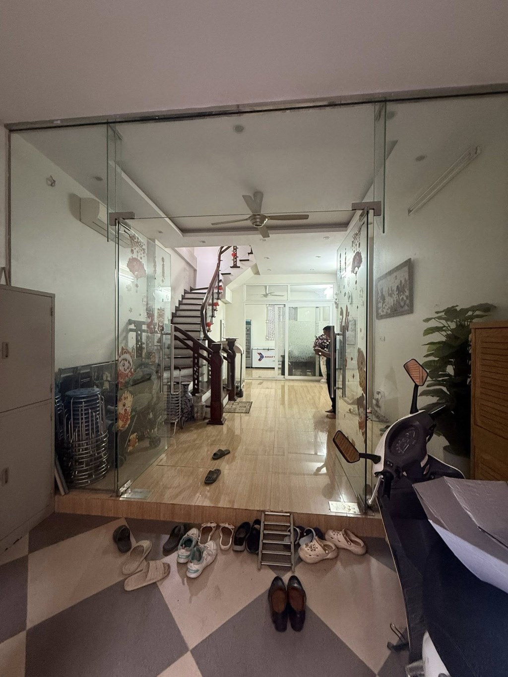 Bán nhà mặt phố Tôn Đức Thắng Đống Đa 45m² giá 28.8 tỷ - Kinh doanh sầm uất ngay trung tâm!