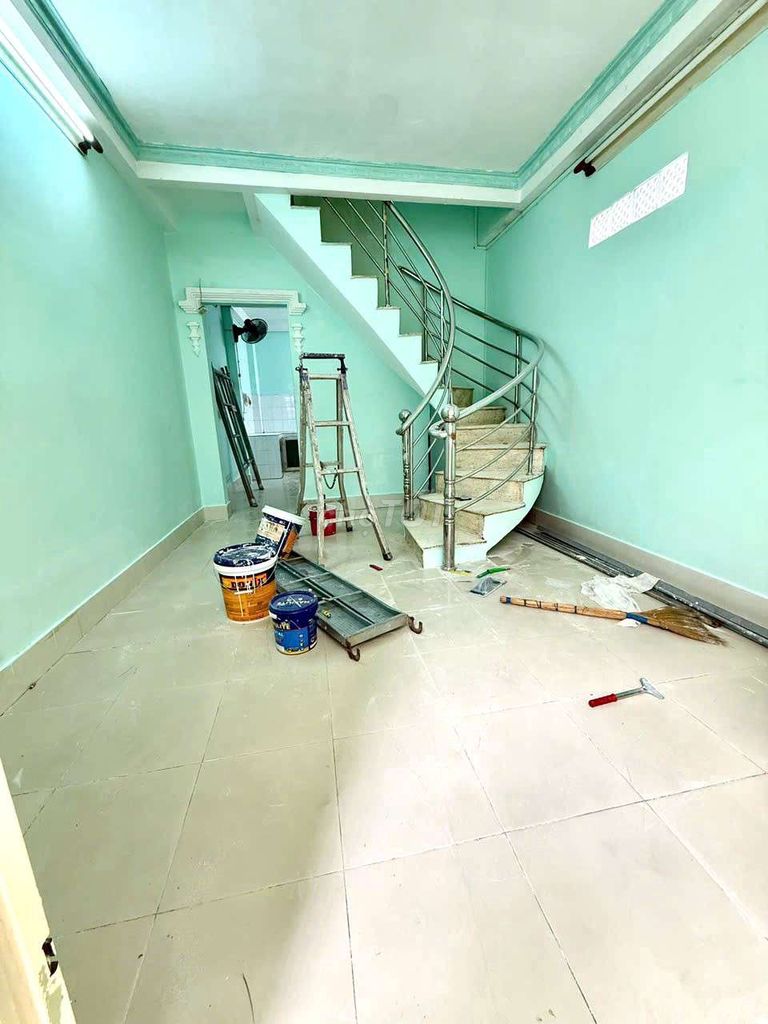 Nhà hẻm Dương Bá Trạc, Quận 8, 34m² giá 4.68 tỷ - Tiện nghi gần trung tâm!