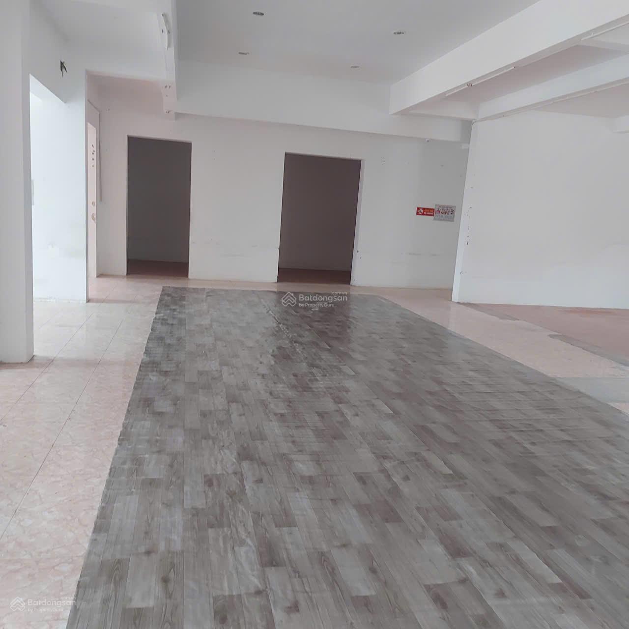 Cho thuê mặt bằng 300m² tầng 2 số 237 Hà Huy Tập, Phù Đổng, Gia Lâm, Hà Nội - Hạ tầng hoàn thiện, giá thương lượng!