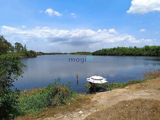 Đất nhà vườn Phước Khánh Nhơn Trạch 6210m² giá chỉ 3.4 tỷ - Mặt tiền sông mát mẻ!