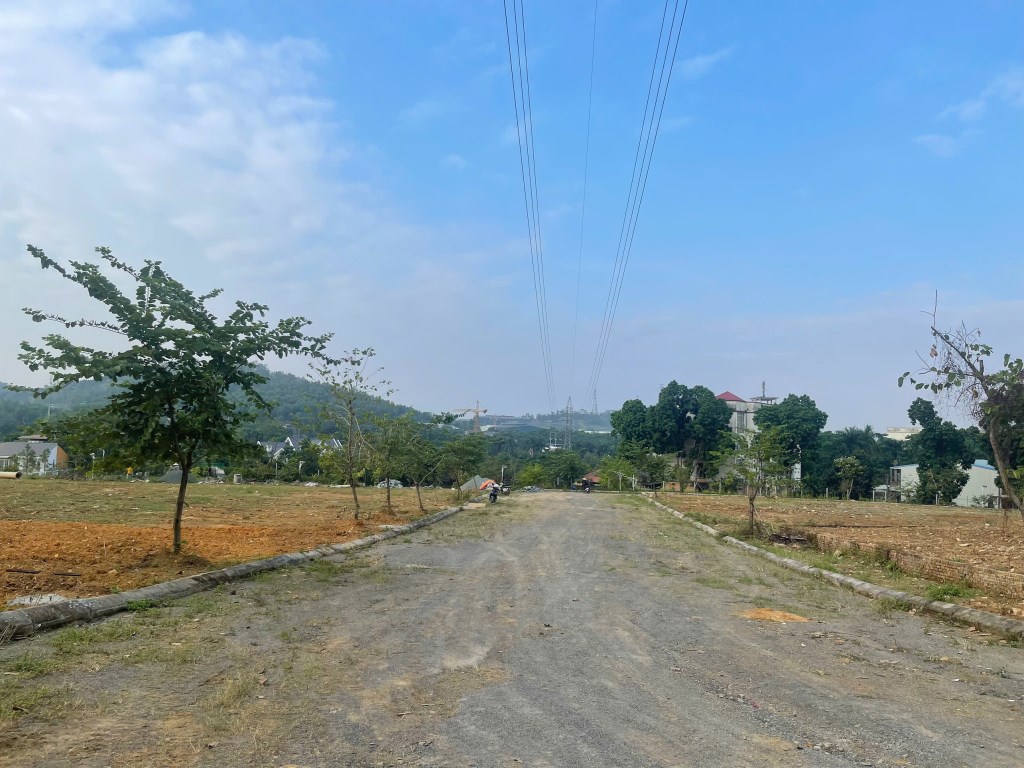 Đất nền gần Trường Đại học Lâm nghiệp 222m² giá chỉ 12 triệu/m² - Cơ hội đầu tư hiếm có!