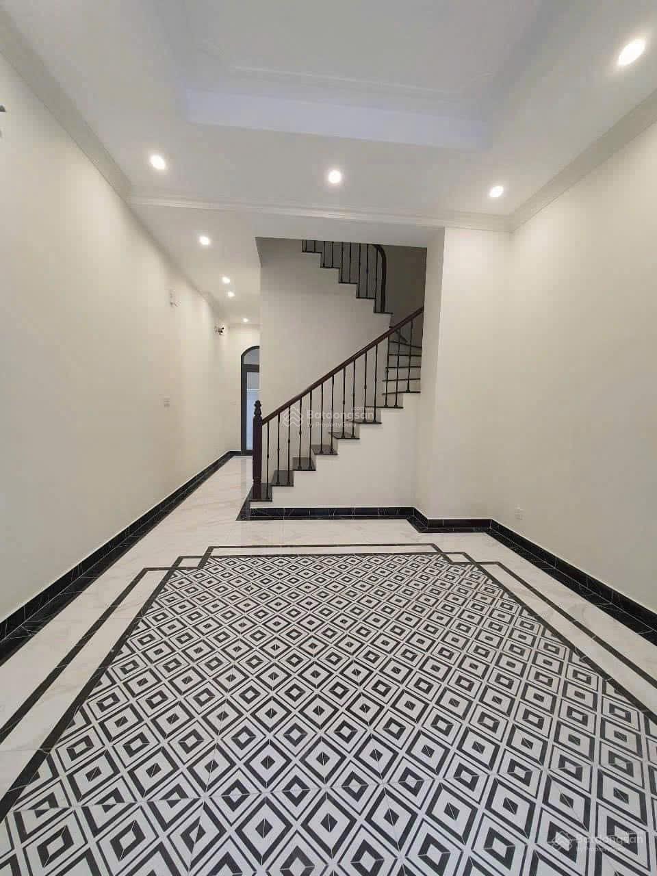 Nhà riêng Vinhomes Ocean Park 2 48m² giá 8.2 tỷ - Chính chủ bán gấp cắt lỗ 700 triệu!