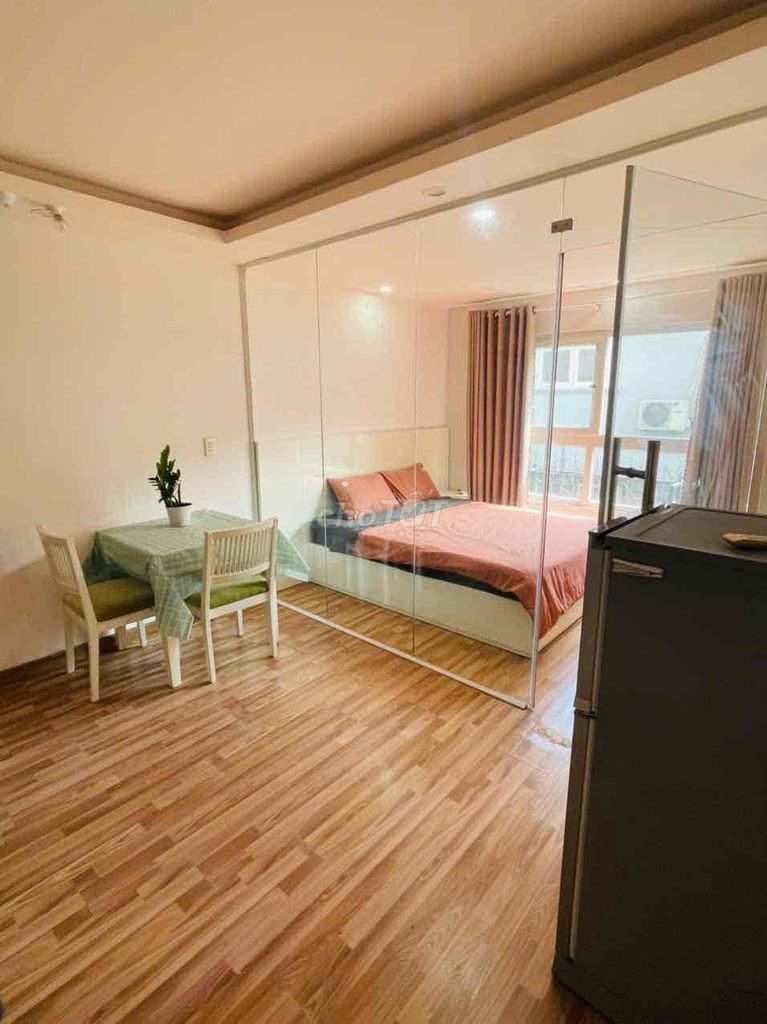 Căn hộ cao cấp 1PN tại Quận 1 giá 8 triệu - Gần Nhà Thờ Tân Định!