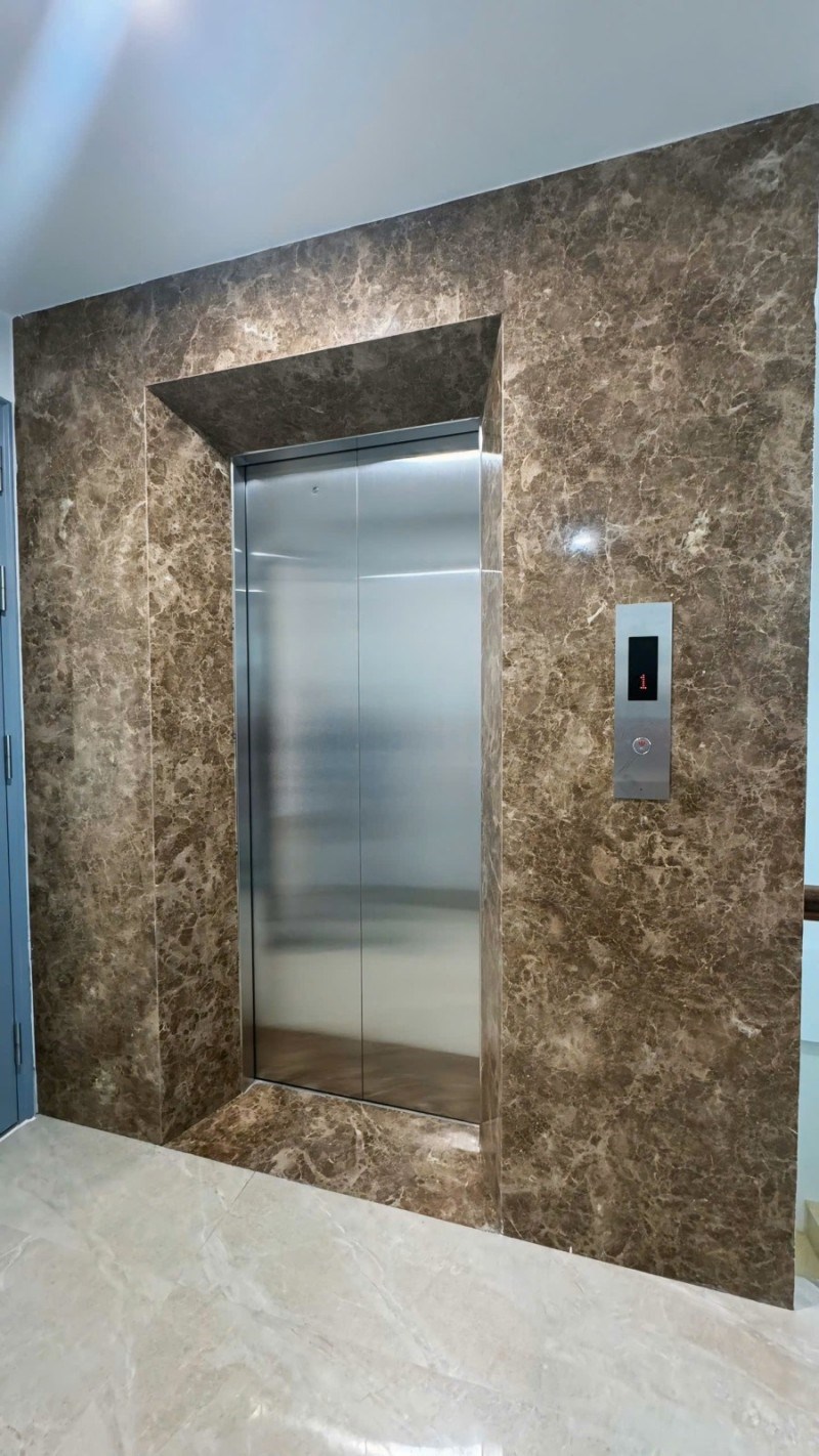 Tòa văn phòng 125m² tại Văn Quán, Hà Đông - Giá 39 tỷ - Đẳng cấp hàng đầu!