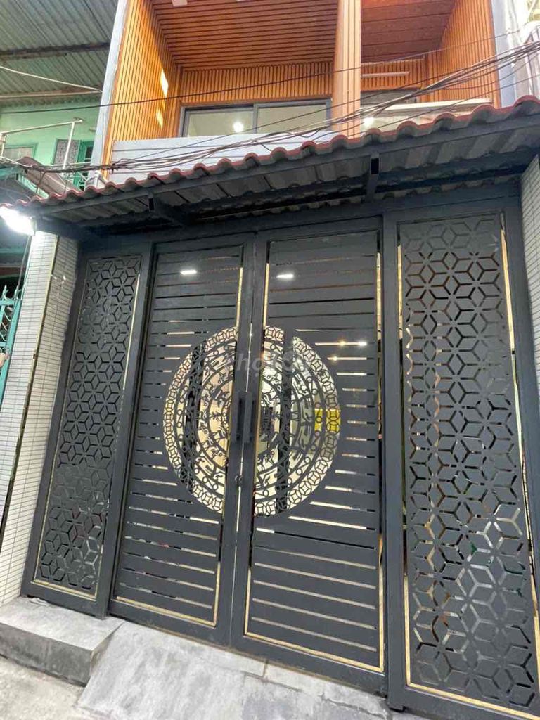 Nhà phố Dương Bá Trạc, P1, Q8 - 40m² giá 4.78 tỷ - Sẵn sàng vào ở ngay!