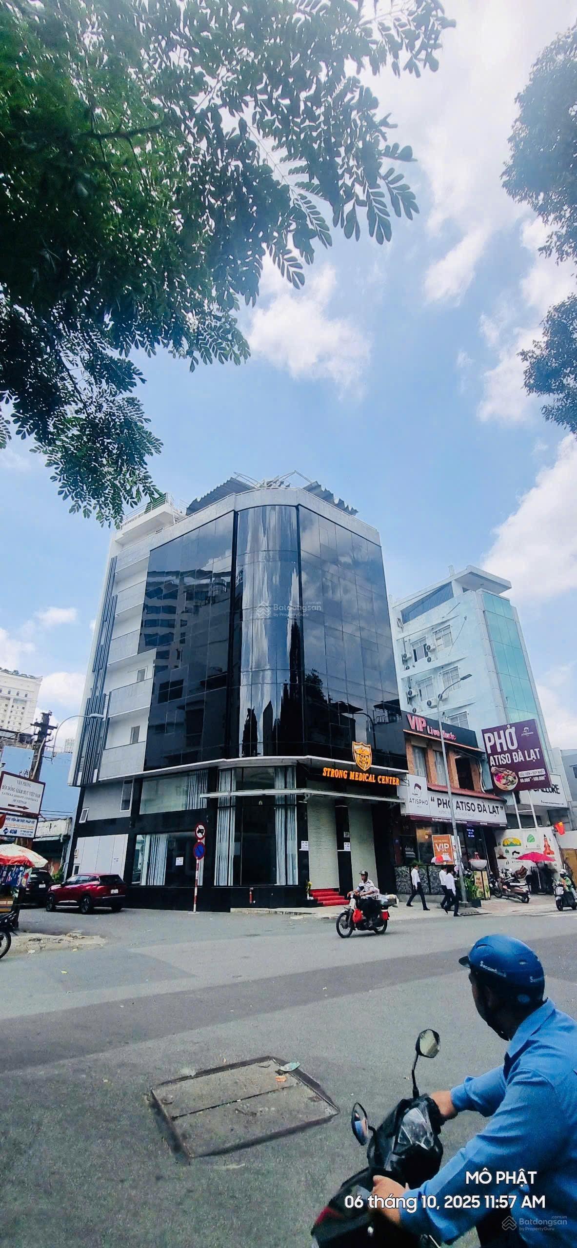 Cho thuê nhà góc 2MT 72D Trần Quốc Toản, Quận 3 - Kinh doanh thuận lợi ngay ngã tư