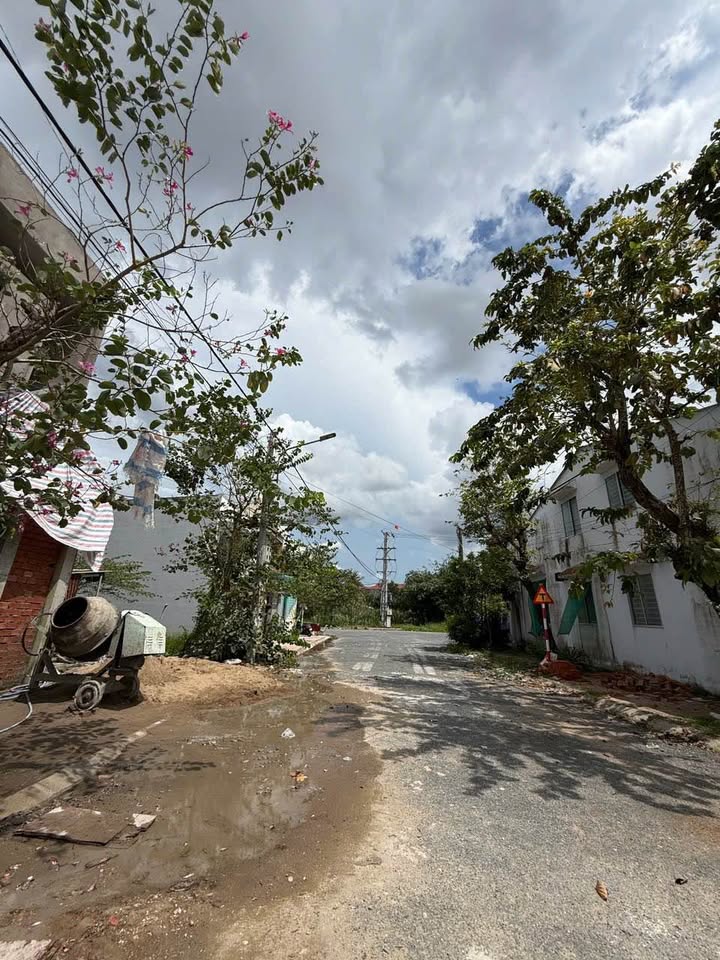 Nhà mới hoàn thiện 82m² đường N4, TP. Vĩnh Long - Giá chỉ 2.65 tỷ!