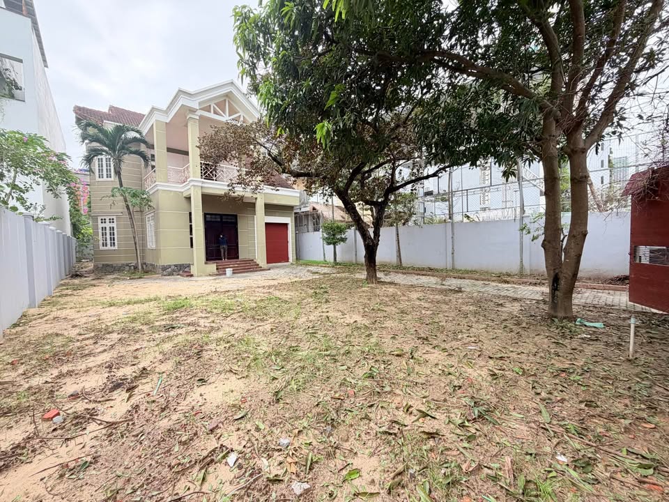 Cho thuê nhà sân vườn mặt tiền Võ Nguyên Giáp - Diện tích 600m², giá chỉ 190 triệu/tháng!