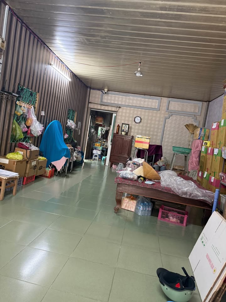 Nhà cấp bốn Châu Đốc An Giang 101m² giá 3.6 tỷ - Tiềm năng kinh doanh tốt!