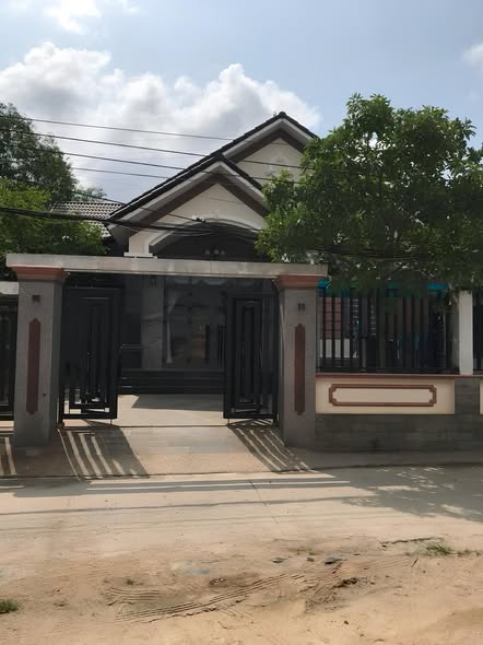 Căn nhà mái thái 267m² tại Tân Phước 4.75 tỷ - Vị trí đắc địa gần quốc lộ 51!