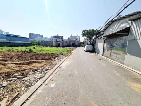 Bán đất hẻm đường Nguyễn Thị Nhuần, quận 12, 726m² giá 24.9 tỷ - Cơ hội đầu tư hấp dẫn!