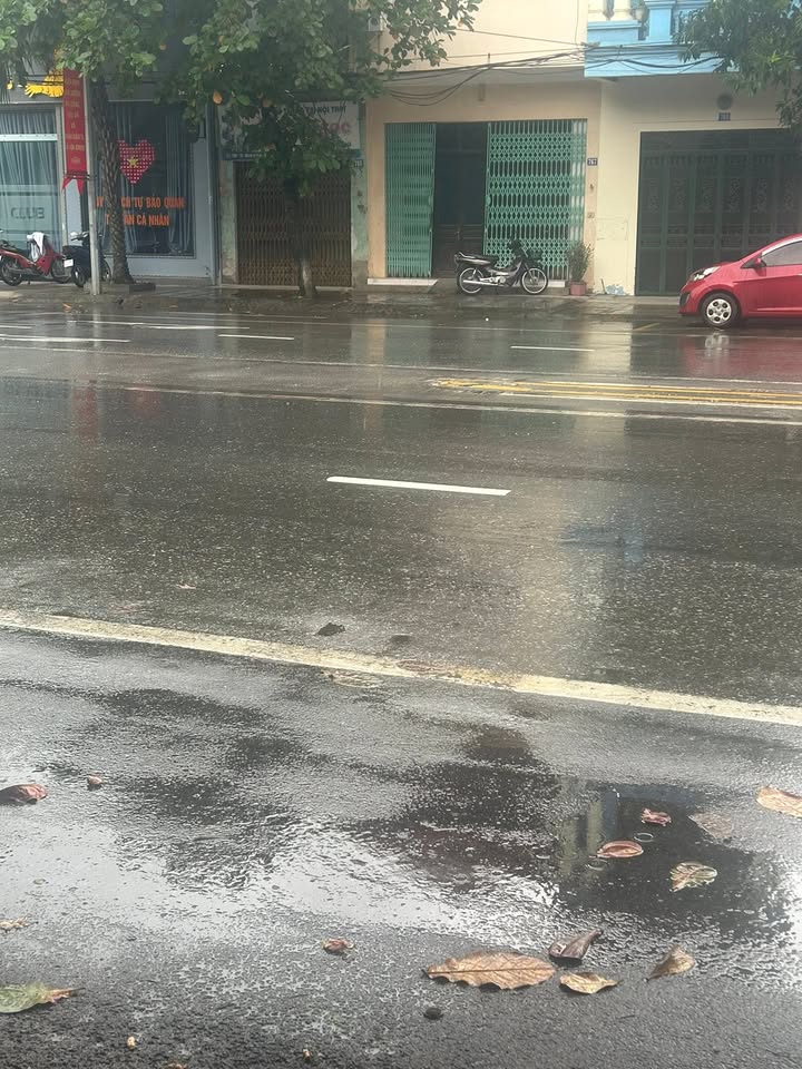 FrontHouse Hùng Vương Việt Trì 84m² giá 4 tỷ - Mặt tiền 3.3m, nở hậu