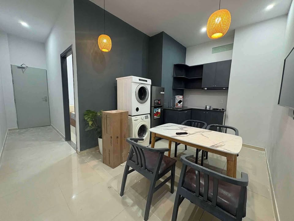 Cho thuê toà căn hộ 9 phòng mặt tiền Ngô Thì Sĩ, Ngũ Hành Sơn - Full nội thất, giá 55 triệu/tháng!