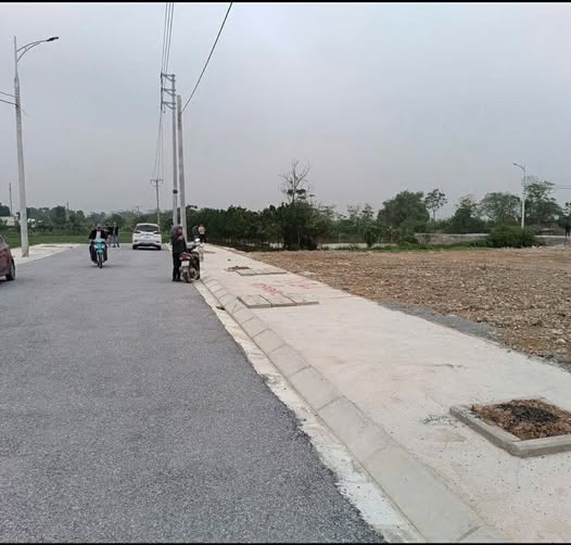 Đất nền phân lô Thanh Hương 120m² giá 1.8 tỷ - Vỉa hè rộng tiện lợi!