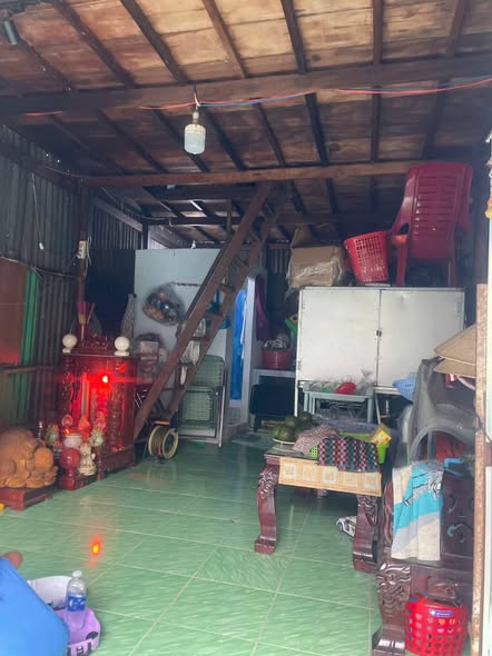 Nhà hẻm 1 trệt 1 lầu tại Châu Phú B, Châu Đốc 23m² giá 490 triệu - Vị trí trung tâm sầm uất!