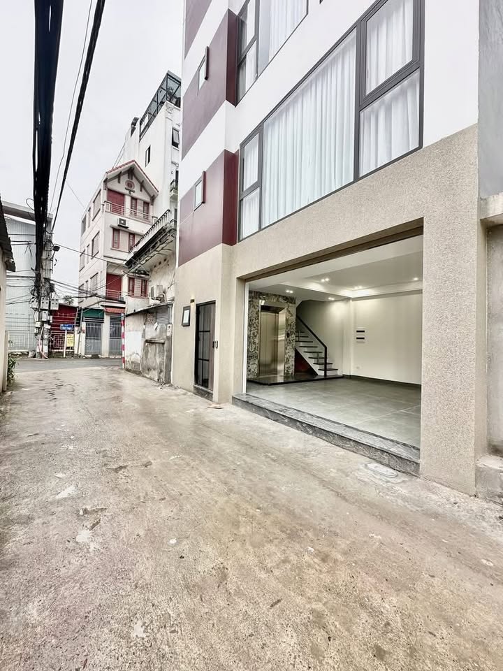 Nhà phố Tân Thụy Long Biên 41.3m² giá 1x tỷ - Thiết kế hiện đại, vị trí đắc địa!