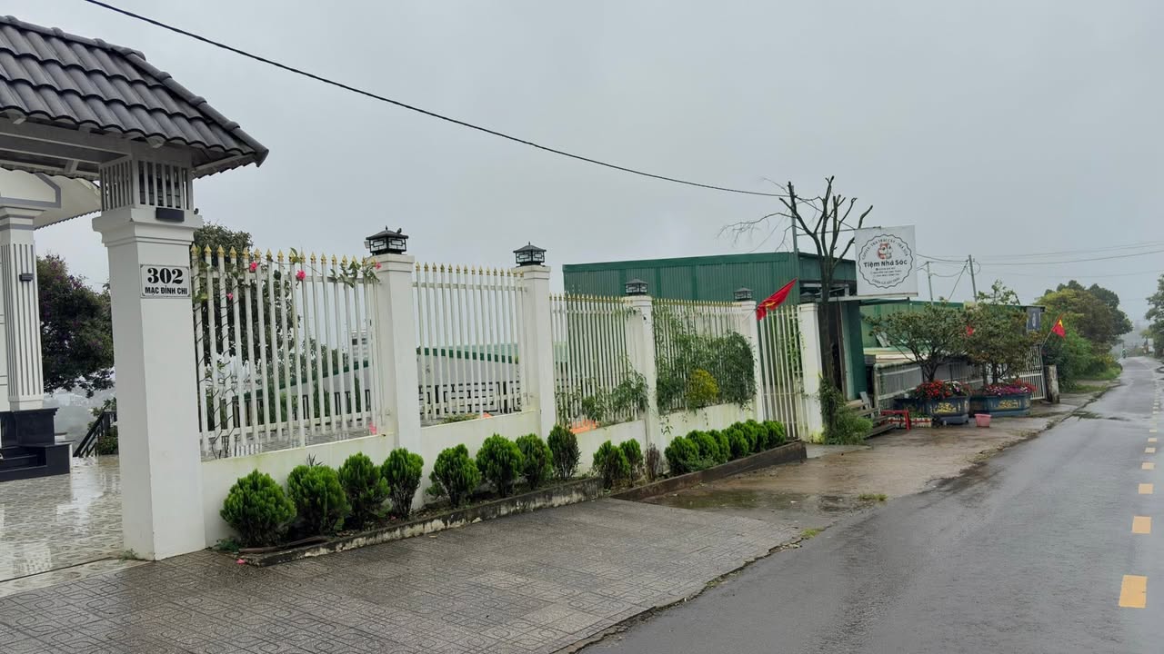 Nhà mặt tiền Mạc Đĩnh Chi, Bảo Lộc 348m² - Vị trí kinh doanh tuyệt vời!