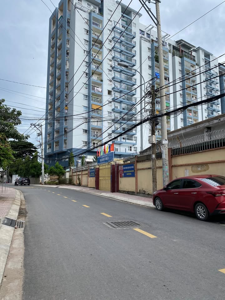 FrontHouse mặt tiền đường 10, Linh Trung, Thủ Đức 445m² chỉ 32 tỷ - Đầu tư sinh lời ngay!