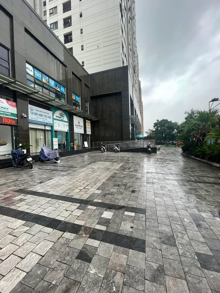 Shophouse chung cư Lacasta Văn Phú 32m² giá 3 tỷ - Đầu tư sinh lời cao!