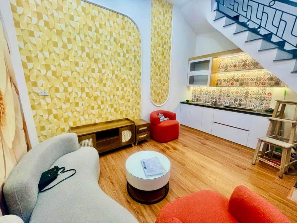 Nhà lô góc Hồng Mai, Hai Bà Trưng 19m² giá 5 tỷ - Kinh doanh đỉnh cao!