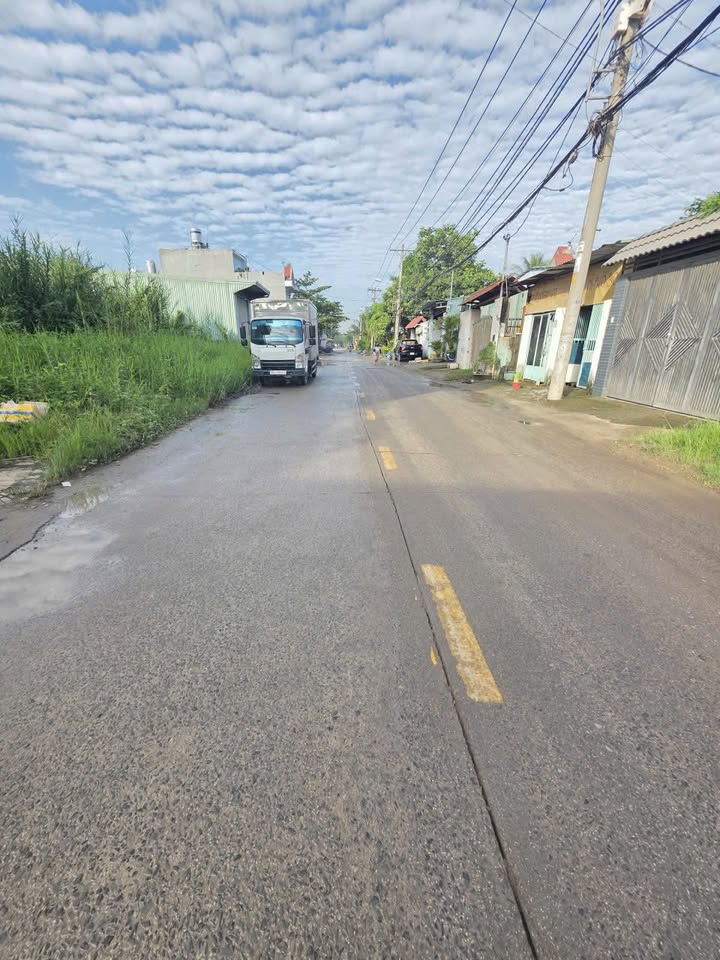 Kho xưởng 748m² đường Thạnh Xuân 52 - Giá 28.5 tỷ, vị trí đắc địa!