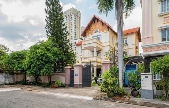 Biệt thự cho thuê Thảo Điền Thủ Đức 1050m² - Không gian sống lý tưởng giữa thiên nhiên!