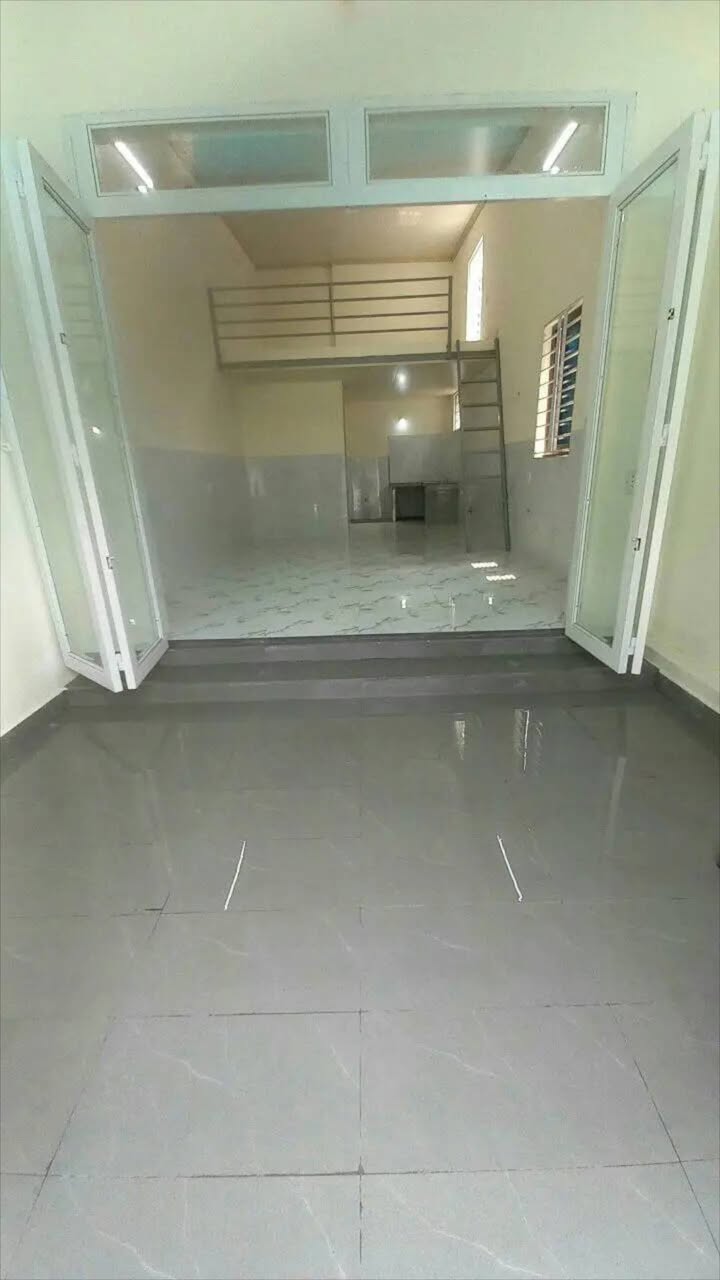 Phòng trọ cho thuê tại phố Vĩnh Ngọc, 60m² giá 1.5 triệu - Nhà mới xây, yên tĩnh!