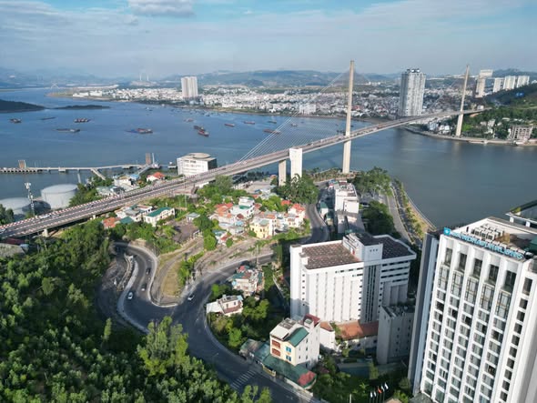 Đất xây khách sạn, biệt thự Bãi Cháy 610m² - Vị trí đắc địa, giá bán thương lượng!