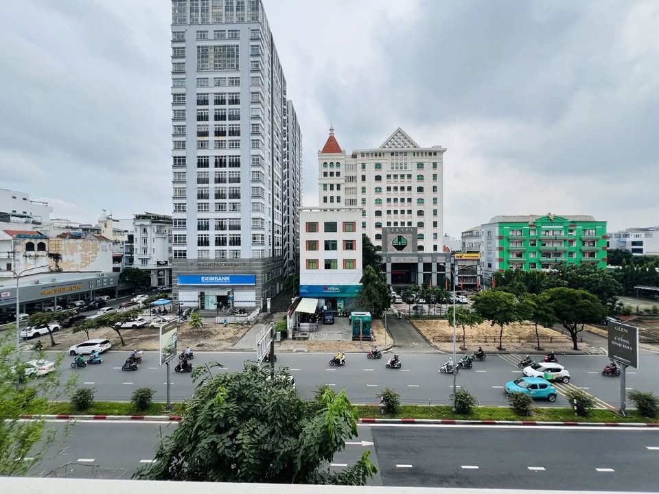 FrontHouse 80m² đường Cộng Hòa, Tân Bình - Sổ hồng vuông đẹp, thuận tiện kinh doanh!